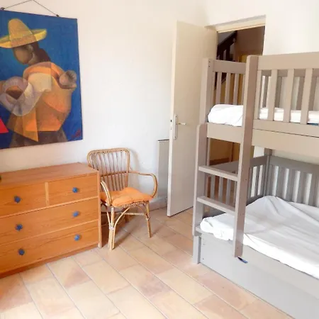Allee Des Myrtes